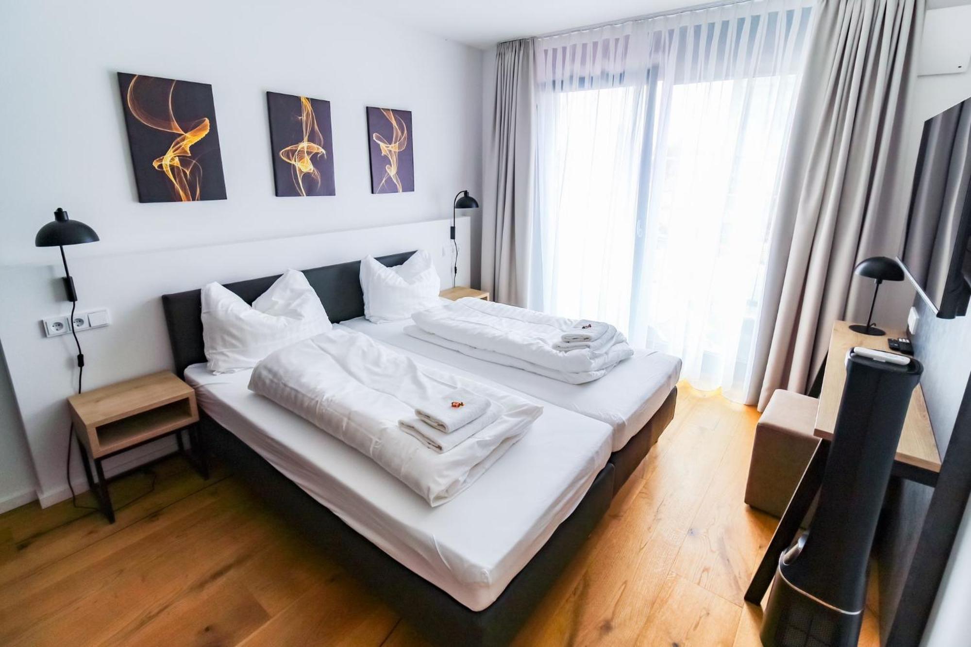 Helios Berlin Apartments Luaran gambar