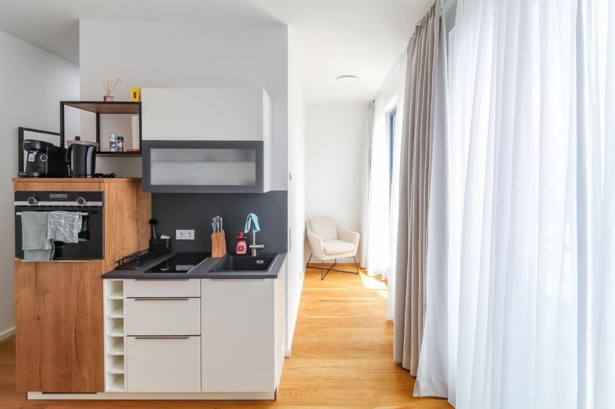 Helios Berlin Apartments Luaran gambar