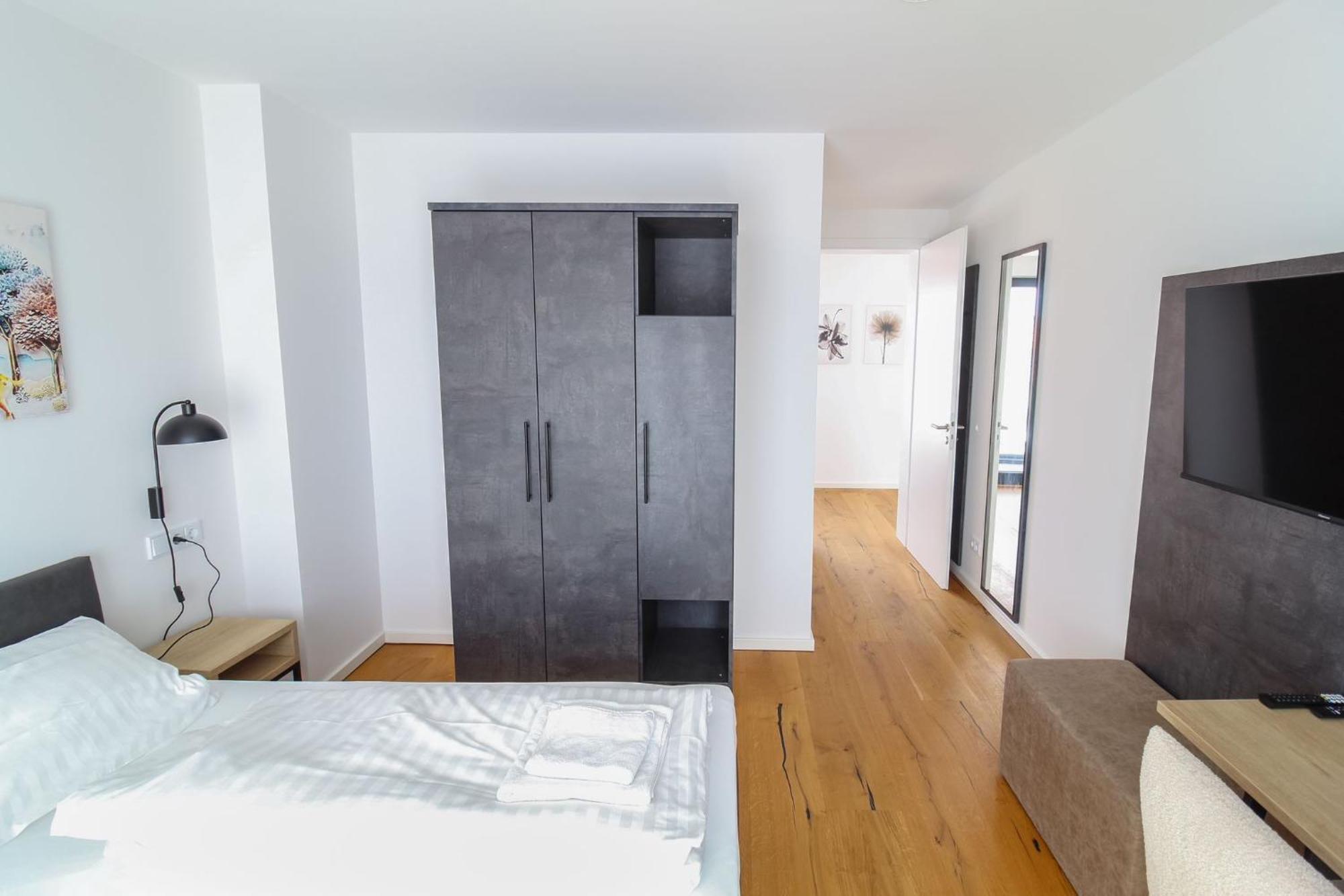 Helios Berlin Apartments Luaran gambar