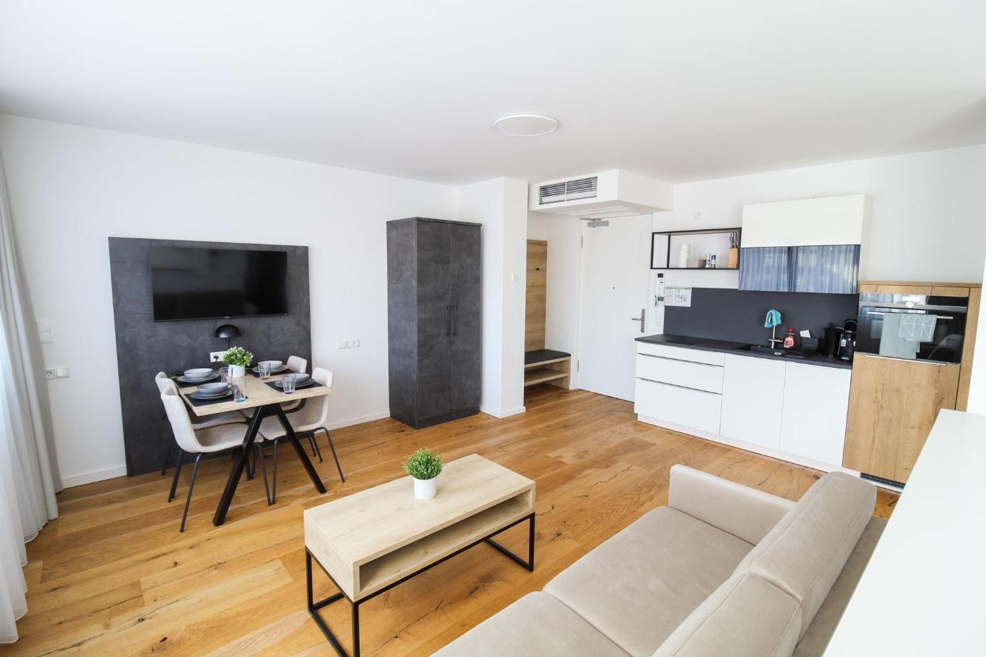 Helios Berlin Apartments Luaran gambar